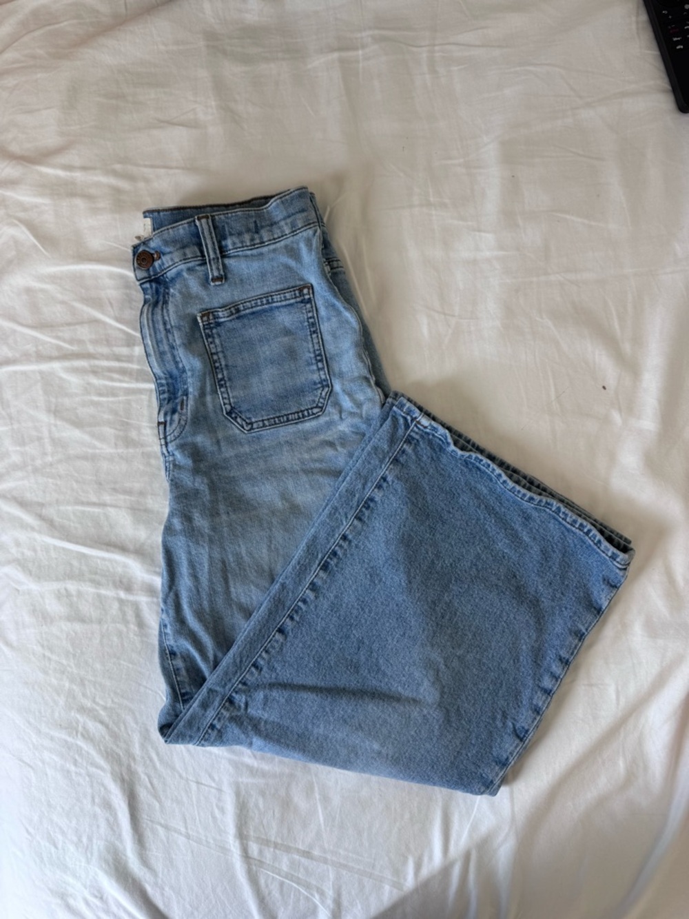 Madewell Classic Light Wash Blue Denim Jeans